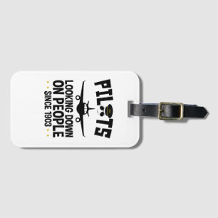 Piloten die sinds 1903 op mensen kijken bagagelabel