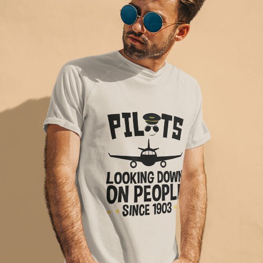 Piloten die sinds 1903 op mensen kijken t-shirt