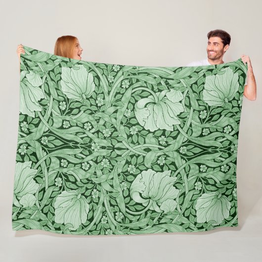 Pimpernel Green, William Morris Fleece Deken (In situ)