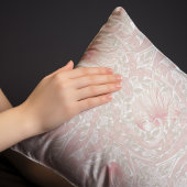 Pimpernel Warme roze bloemmotief William Morris Kussensloop