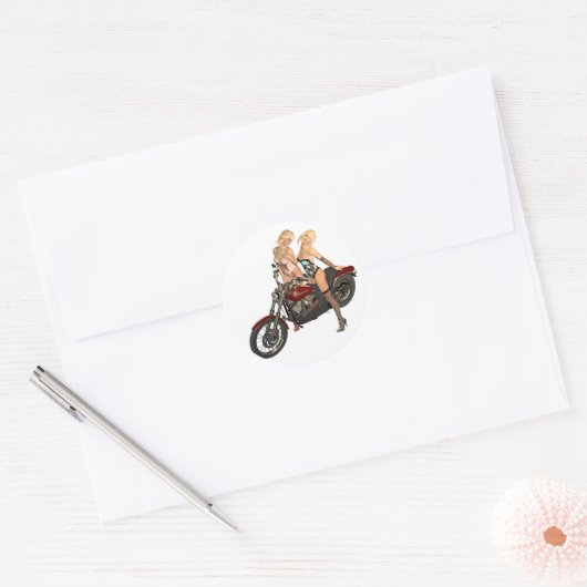 Pin-up fietsmeisjes ronde sticker (Envelop)