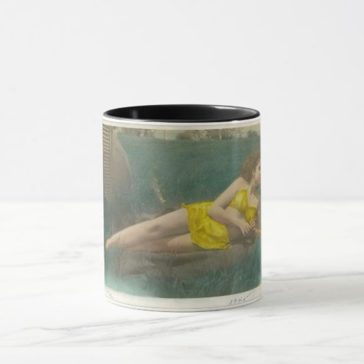 pin-up meisje mok (Midden)