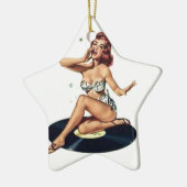 Pin-up-meisje op record keramisch ornament (Links)