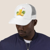 Pina Colada cocktail Trucker Pet (In situ)