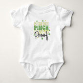 Pinch Proof St. Patricks Day Romper (Voorkant)