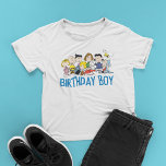 pinda's | Charlie Brown en Gang Birthday Boy T-shirt<br><div class="desc">Viel je verjaardag op met dit super schattige Birthday Boy shirt met Charlie Brown en de hele Peanuts Gang! Personaliseer u door uw eigen aangepaste tekst toe te voegen!</div>