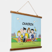 pinda's | Charlie Brown en Gang | Jouw namen toevo Hangend Wandkleed (Gebogen)