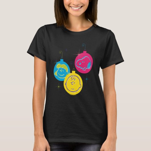 Pinda's Kerstballen Trio T-shirt (Voorkant)