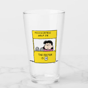 pinda's Lucy en de dokter zijn in Glas