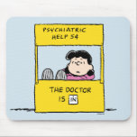 pinda's | Lucy en de dokter zijn in Muismat<br><div class="desc">Lucy is het kruiperige, bossy en gedenkwaardige meisje dat de meeste andere personages in de strip bulkt, met name Linus en Charlie Brown. Bekijk dit leuke Peanuts-ontwerp met Lucy en haar adviesstandaard.</div>