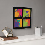 pinda's | Moderne Pop Art Snoopy Vierkante Klok<br><div class="desc">Bekijk dit kleurrijke pop art stijl Peanuts ontwerp met Snoopy.</div>