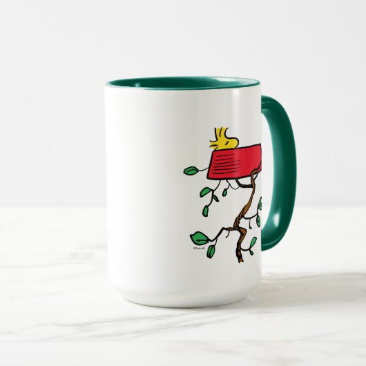 pinda's | Ontdoppen van hout in Snoopy's Dish Mok (Voorkant rechts)