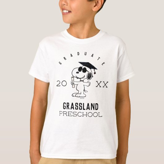 pinda's | Snoopy Afstuderen T-shirt (Voorkant)