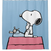 pinda's | Snoopy bij de schrijfmachine Douchegordijn (Voorkant)