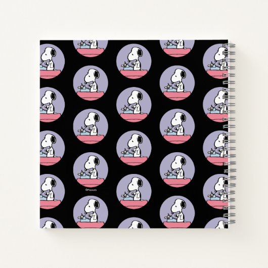 pinda's | Snoopy bij de schrijfmachine Notitieboek (Achterkant)