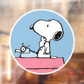 pinda's | Snoopy bij de schrijfmachine Raamsticker (Vel 2)