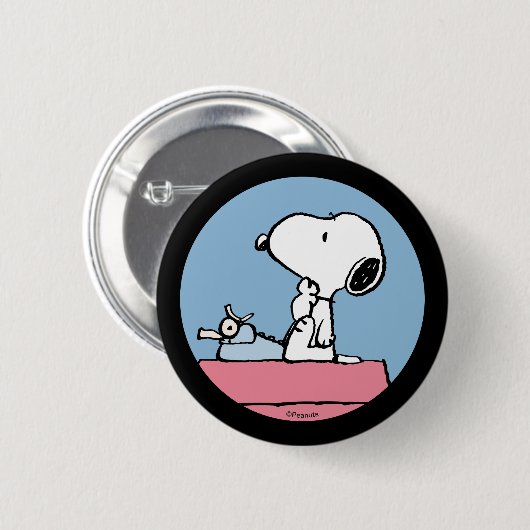 pinda's | Snoopy bij de schrijfmachine Ronde Button 5,7 Cm (Voorkant /achterkant)