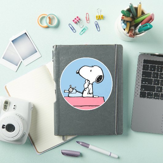 pinda's | Snoopy bij de schrijfmachine Sticker (iPad Cover)
