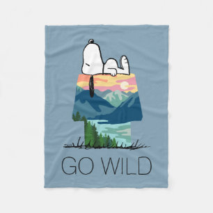 pinda's   Snoopy Dog House Sunrise Fleece Deken