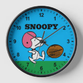 pinda's | Snoopy Football Kicker (Voorkant)