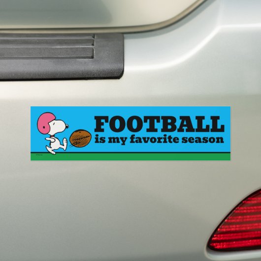 pinda's | Snoopy Football Kicker Bumpersticker (Op auto)