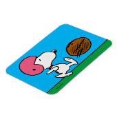 pinda's | Snoopy Football Kicker Magneet (Linkerzijde)