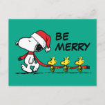 pinda's | Snoopy & Friends Winter Scarf Briefkaart<br><div class="desc">Viel de feestdagen en je liefde voor pinda's op met dit schattige ontwerp met Snoopy,  Woodstock en vrienden die een rode wintersjaal dragen.</div>