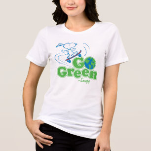 pinda's   Snoopy Go Green Schaats Board Tri-Blend Shirt