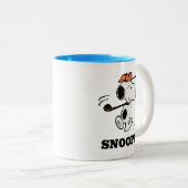 pinda's | Snoopy Golf Swing Tweekleurige Koffiemok (Voorkant rechts)