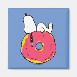pinda's   Snoopy Pink Donut Magneet