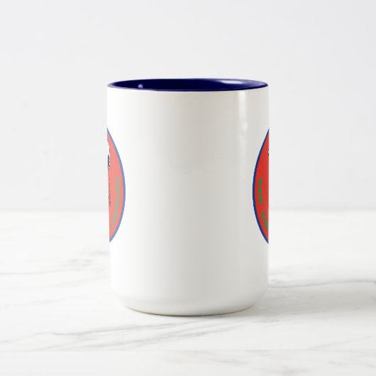 pinda's | Snoopy Raw Strength & Courage Badge Tweekleurige Koffiemok (Center)