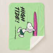 pinda's | Snoopy rijdend naar het Surf Sherpa Deken (Voorkant)