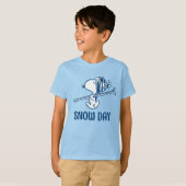 pinda's | Snoopy Ski Trip T-shirt (Voorkant volledig)