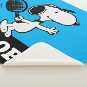 pinda's | Snoopy speelt tennis Sherpa Deken (3/4)