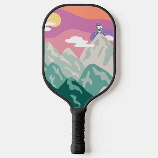 pinda's | Snoopy & Troop Hiking the Mountain Pickleball Paddle (Achterkant)