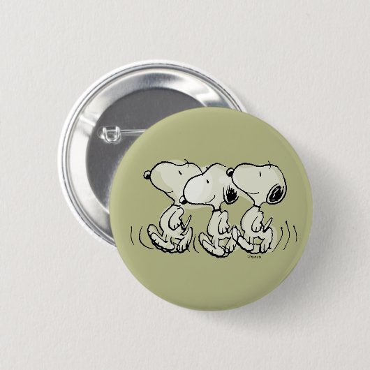 pinda's | Snoopy Walking Tall Ronde Button 5,7 Cm (Voorkant /achterkant)