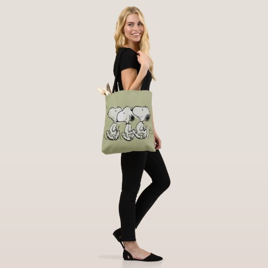 pinda's | Snoopy Walking Tall Tote Bag (Op model)