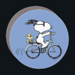 pinda's | Snoopy & Woodstock Bicycle Automagneet<br><div class="desc">Bekijk dit geweldige Peanuts-ontwerp met Snoopy en Woodstock.</div>