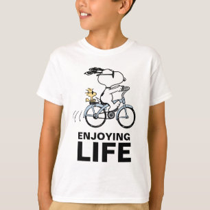 pinda's   Snoopy & Woodstock Bicycle T-shirt