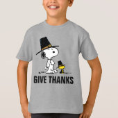 pinda's | Snoopy & Woodstock Pilgrim T-shirt (Voorkant)