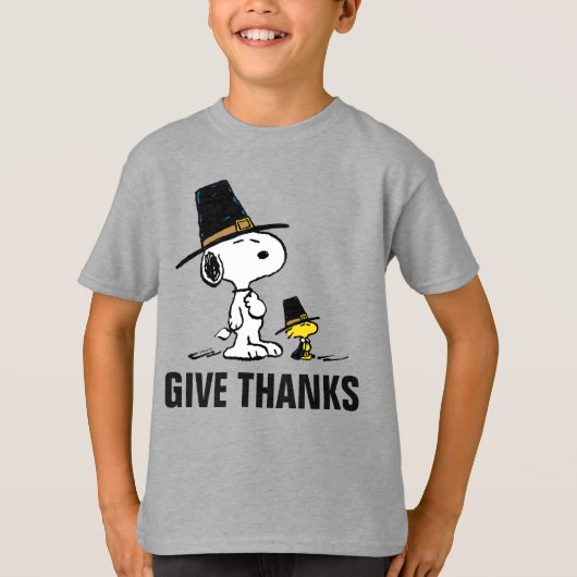 pinda's | Snoopy & Woodstock Pilgrim T-shirt (Voorkant)