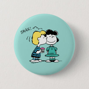 pinda's VALENTIJNSDAG Lucy & Schroeder Kiss Ronde Button 5,7 Cm