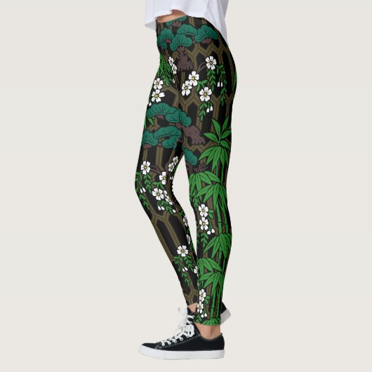 Pine, bamboo, cherry blossoms and tortoiseshell leggings (Links)