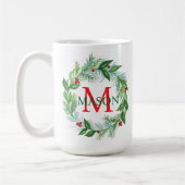 Pine Berries Krans Monogram Kerst Koffie Mok (Links)