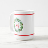Pine Berries Krans Monogram Kerstmis Koffiemok (Voorkant links)