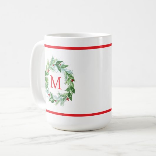 Pine Berries Krans Monogram Kerstmis Koffiemok (Voorkant links)