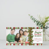 Pine Berries Stripes kerstfamilie - Fotokaart Feestdagenkaart (Staand voorkant)