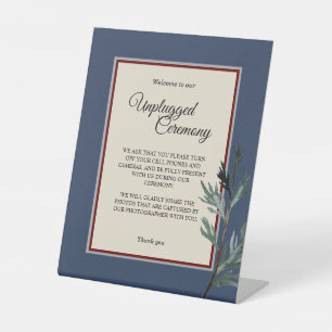 Pine Blue Winter Wedding Unplugged Ceremony Reclamebord Met Voetstuk