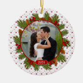 Pine Boughs Holly 1st Kerstmis Foto Keramisch Ornament (Voorkant)