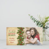 Pine Boughs Holly Berries Kerstmis Fotokaart Feestdagenkaart (Staand voorkant)